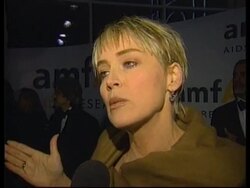 ENTERTAINMENT WEEKLY:  ENT3-AMFAR BENEFIT News Clip