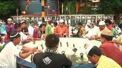 Muslims celebrate Eid, attend prayers, voxpops News Clip