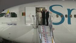 CLEAN : Pope begins trip to passionate Philippines News Clip