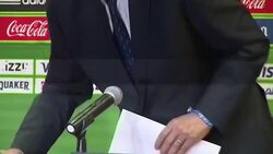 CLEAN : Mexican football league fires Herrera over fight with journalist News Clip