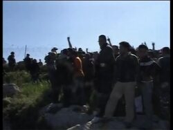 Palestinians clash with Israeli settlers in Hebron News Clip