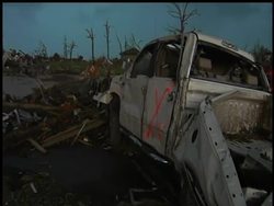 While still recovering from severe weather that's left dozens of people dead, another band of heavy weather hit the town of Joplin, Missouri Monday morning. Instructional Video