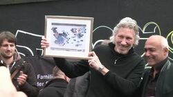 CLEAN : Pink Floyd's Roger Waters calls News Clip