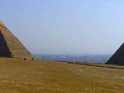 WS PAN View of Pyramids in desert /Giza, Egypt Stock Footage