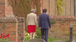 Theresa May and Shinzo Abe at Chequers News Clip