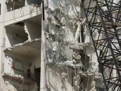 MS TU Wrecking ball demolishing building / Chicago, Illinois, USA Stock Footage