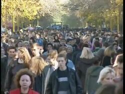 MS Crowded pedestrian street with sun shining, Moscow Stock Footage