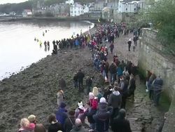 Loony Dook New Years Day swim preparations News Clip