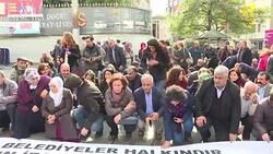 CLEAN : Clashes after Turkey detains Diyarbakir mayors News Clip