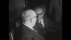 CAN608 ROYAL BABY BORN News Clip