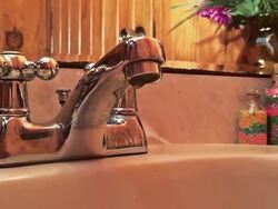 Faucet leaking water Stock Footage