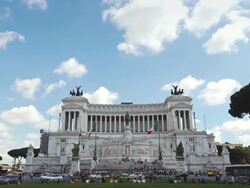 Vittorio Emanuele or Altare della Patria Monument in Rome Stock Footage