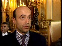EUROPE: ALAIN JUPPE : STRONG REACTION TO US UN PEACEKEEPING VOTE News Clip