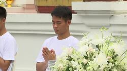 Thai cave boys and their coach have heads shaved ahead of ordination News Clip