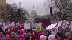 CLEAN : Potesters flood Washington for women's march News Clip