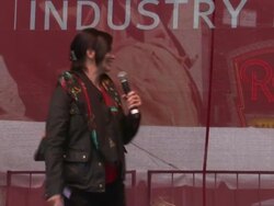 SPEECH: Karen Duffy introduces Dr. Oz at the 14th Annual NY EIF Revlon Run/Walk Stock Footage