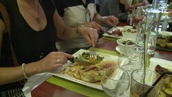 CLEAN : France moves against substandard restaurant food News Clip