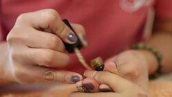 woman hand manicure in beauty salon Stock Footage