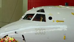 CLEAN : Taiwan displays 1st long range submarine News Clip