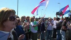 CLEAN : Hundreds protest against Uruguays paper News Clip