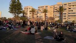 CLEAN : Muslims in South Africa sight the new moon to end Ramadaan News Clip