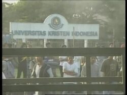 EAST TIMOR: STUDENTS/ POLICE CLASH OVER PEACEKEEPING FORCE News Clip