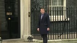CLEAN : French presidential candidate Macron meets May at Downing St News Clip