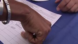 VOICED : Venezuela: si hay firmas vamos a referendum y punto Maduro News Clip