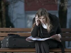 HD: Hopelessness Businesswoman Lost In The City Stock Footage