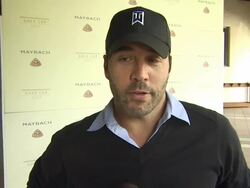 EVENT CAPSULE REPORTER/CHYRON: Maybach Golf Cup 2009, Pacific Palisades, CA, 10/109/09 Stock Footage