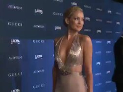 Kate Hudson at LACMA Hosts 2013 Art + Film Gala Honoring David Hockney And Martin Scorsese Presented By Gucci Stock Footage