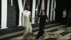 Tarell Alvin McCraney posing with his Oscar at the Vanity Fair Oscar Party News Clip