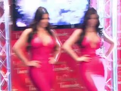 Kris Jenner, Kim Kardashian and Kim's wax figure Stock Footage