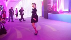 Foreign ministry spokeswoman dances to folk song Instructional Video