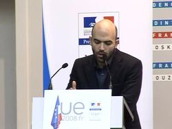 Italian writer Saviano assails EU over mafia money-laundering News Clip