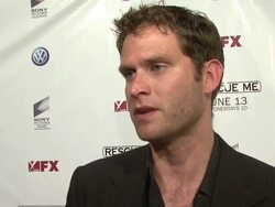 'Rescue Me' Season Four premiere screening Stock Footage