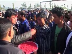 Ex-child soldiers leave Nepal camps after three years News Clip