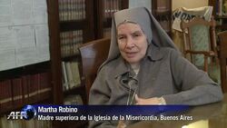 VOICED : Papa la Iglesia de su infancia News Clip