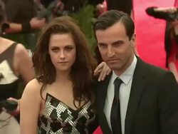 EVENT CAPSULE CLEAN: "Schiaparelli And Prada: Impossible Conversations" Costume Institute Gala Stock Footage