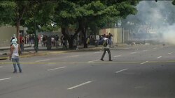 Protesters, Police Clash Amid Venezuela Strike Instructional Video
