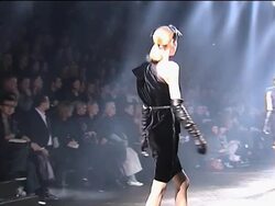 Forties grown up glamour at Lanvin News Clip