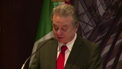 VOICED : Mexico quiere mas inversiones en petroleo News Clip