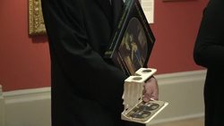 CLEAN : Queen guitarist rocks out with Victorian 3D photos News Clip