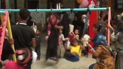 Citizens of Taiz defiantly celebrate Eid Instructional Video