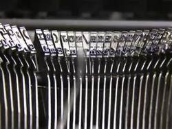 HD Old typewriter typebar movement (loopable) Stock Footage