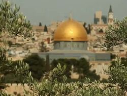 Dome of the Rock Mosque with Jerusalem and Olive Branches Stock Footage