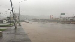 VOICED : Gigantesco huracan Patricia toco tierra en el oeste de Mexico News Clip