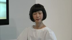 Dos robots  que a primera vista parecen humanos dieron una conferencia de prensa en Tokio News Clip