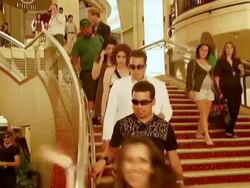 Enrique Iglesias Promotes Release of 'Insomniac' with Performance and Signing Stock Footage