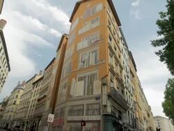 Mur Peint de Bibliotheque de la cite,TD Stock Footage